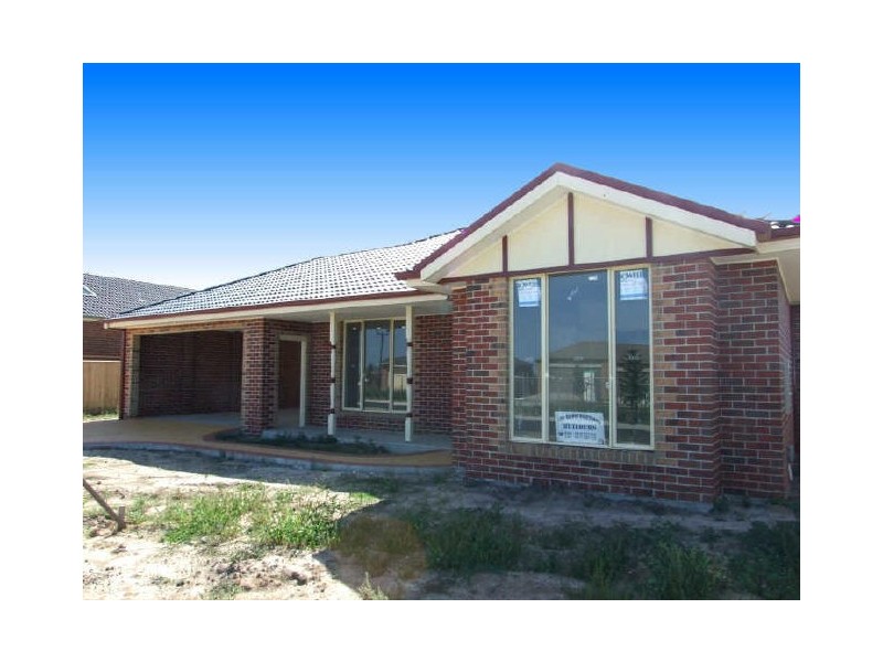 Lot 595 McCubbin Avenue, Pakenham VIC 3810