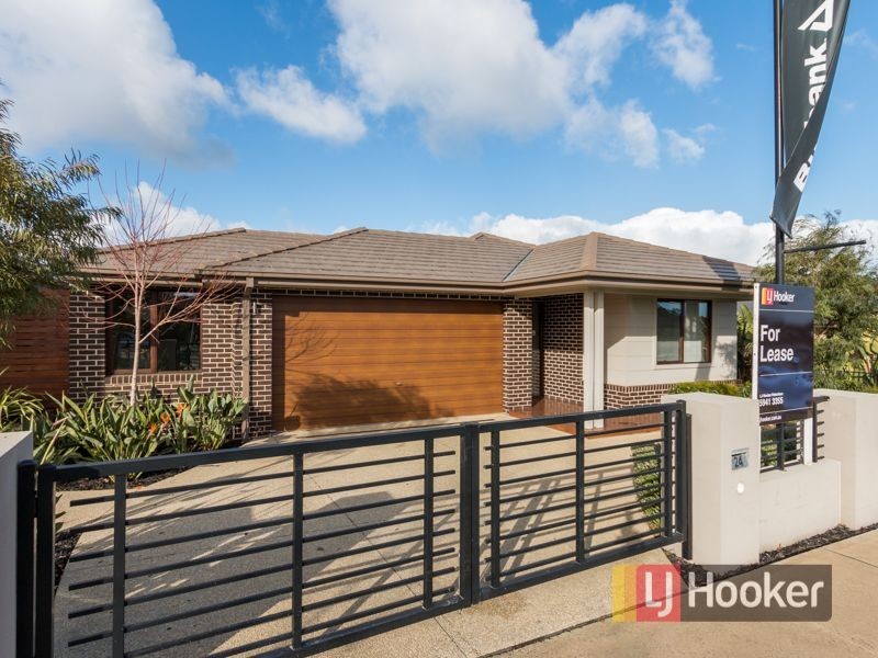 24 Grandvue Boulevard, Pakenham VIC 3810