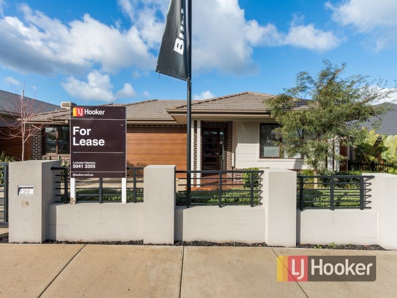 24 Grandvue Boulevard, Pakenham VIC 3810