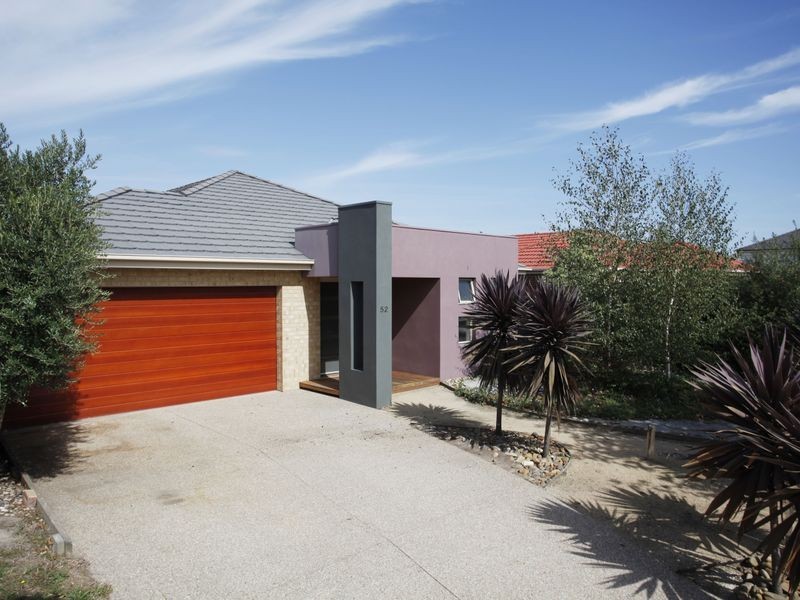 52 Shearwater Drive, Pakenham VIC 3810