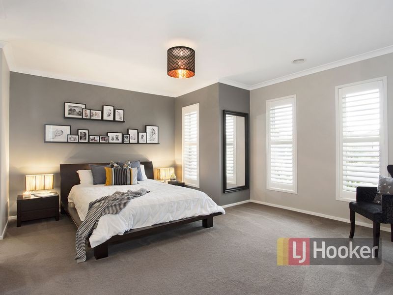 7 Page Close, Pakenham VIC 3810