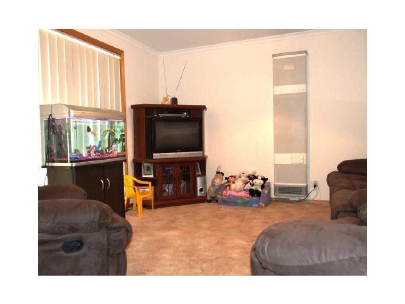 6 Capri Court, Pakenham VIC 3810