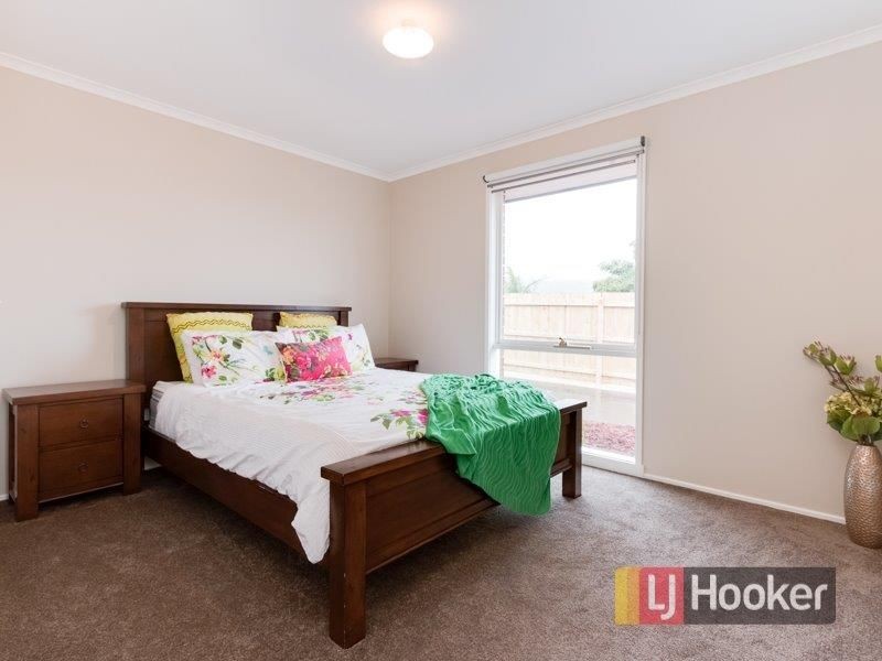 1/95 Ahern Road, Pakenham VIC 3810