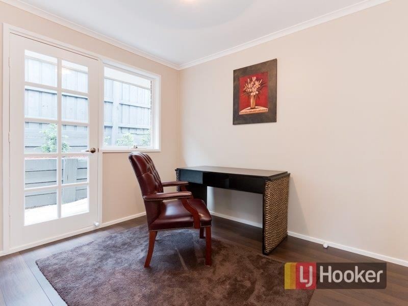 1/95 Ahern Road, Pakenham VIC 3810