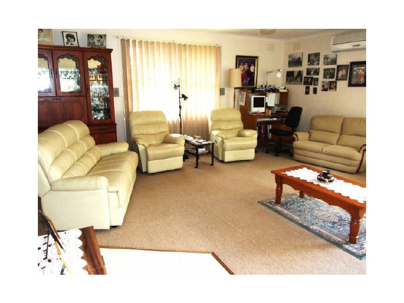 22 John Street, Pakenham VIC 3810