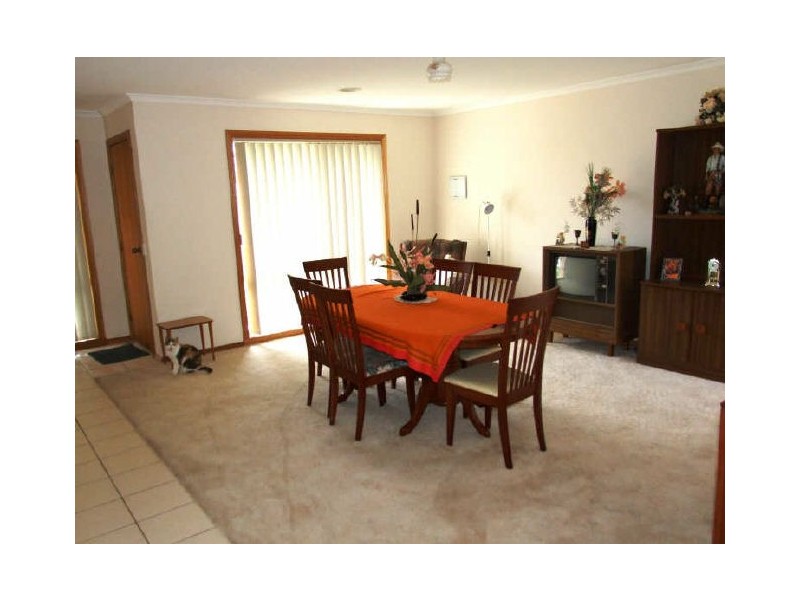 16 Capri Court, Pakenham VIC 3810