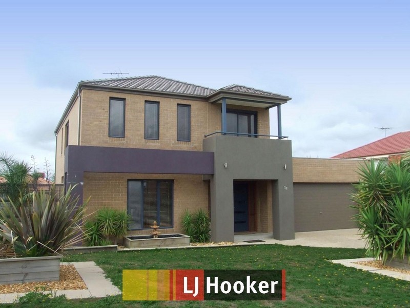 36 Waterford Rise, Pakenham VIC 3810