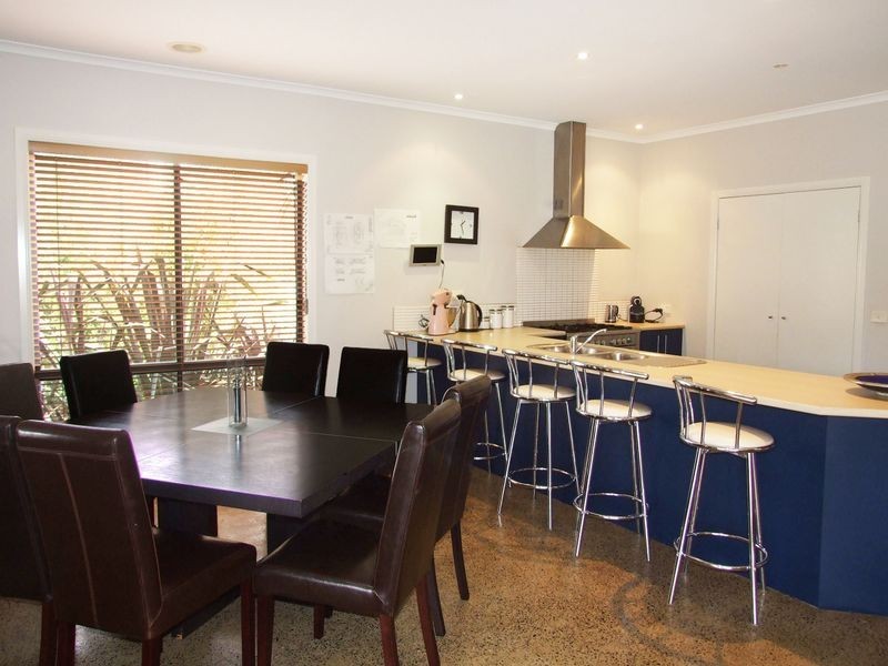 36 Waterford Rise, Pakenham VIC 3810