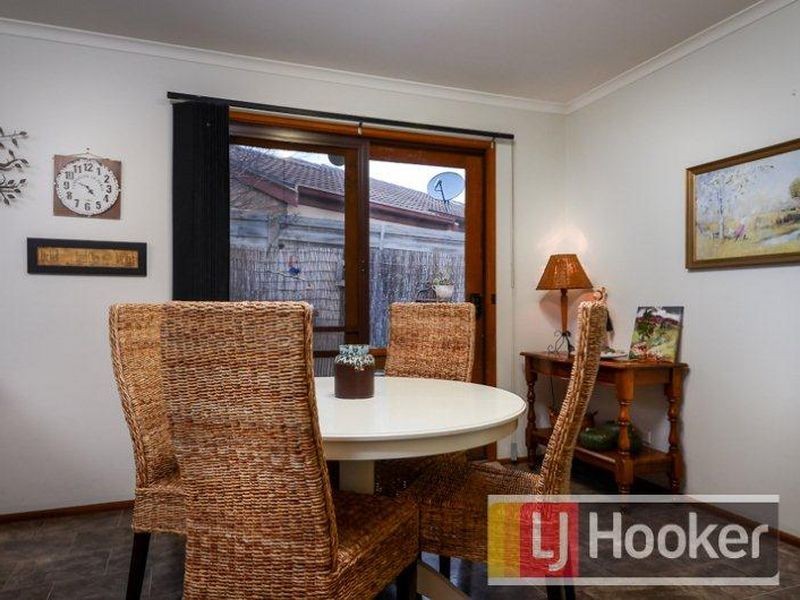 10 Hood Court, Berwick VIC 3806