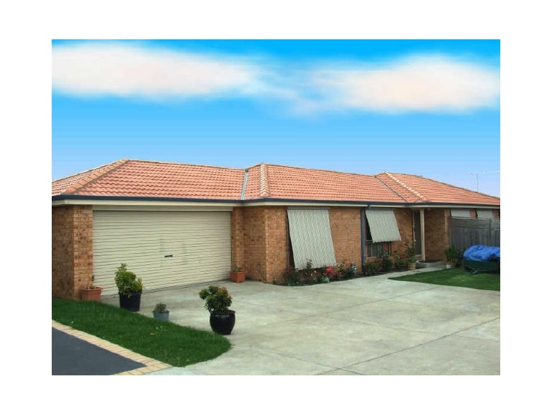 21 Capri Court, Pakenham VIC 3810