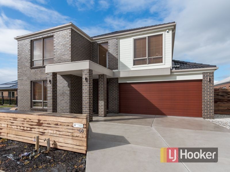 68 Dusseldorp Avenue, Pakenham VIC 3810