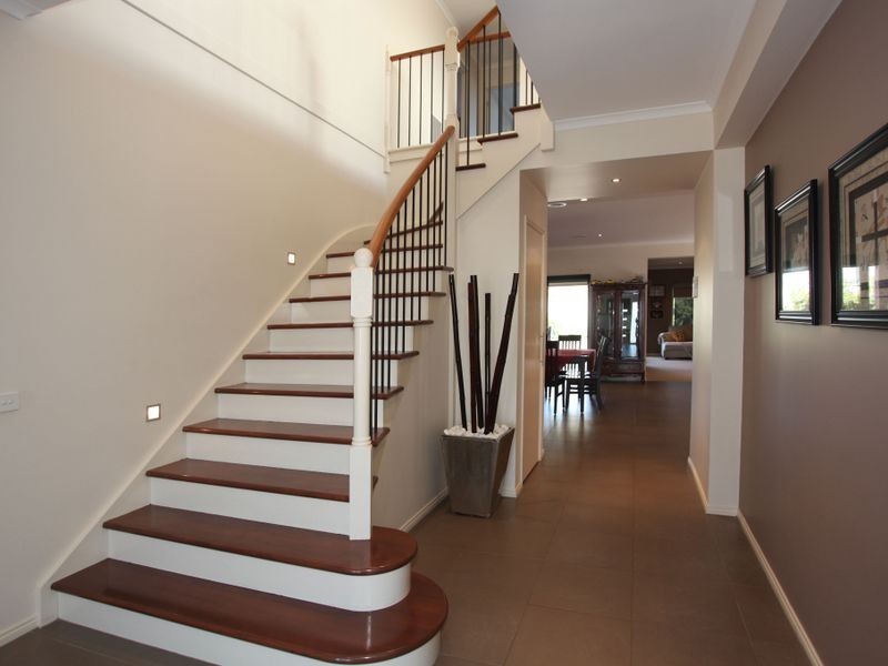 7 Arbour Rise, Pakenham VIC 3810