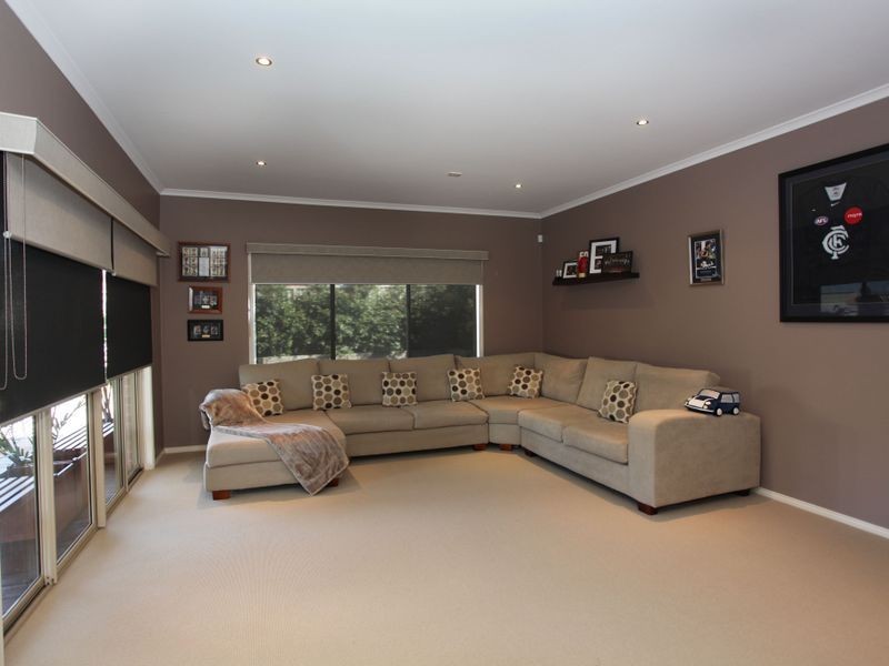 7 Arbour Rise, Pakenham VIC 3810