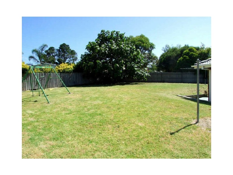 6 Finton Court, Pakenham VIC 3810