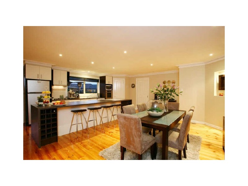 23 The Parkway, Pakenham VIC 3810