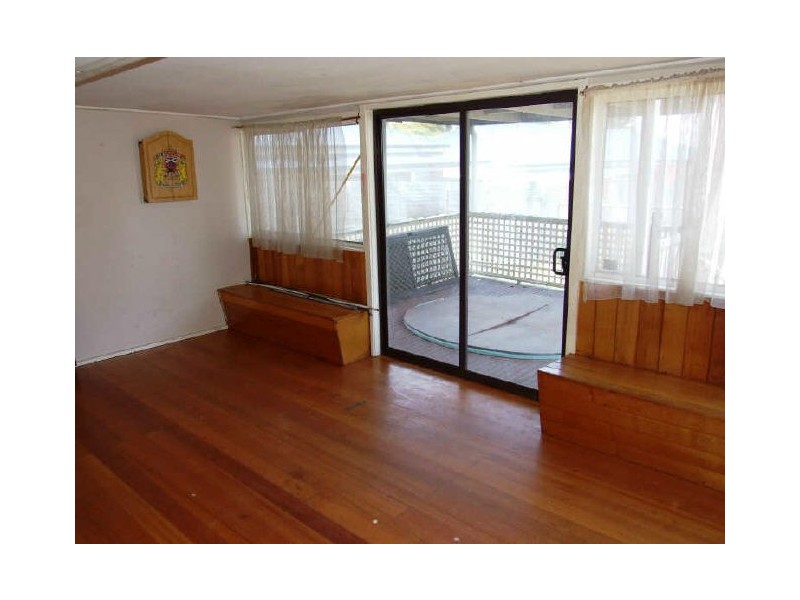 35 Princes Highway, Pakenham VIC 3810