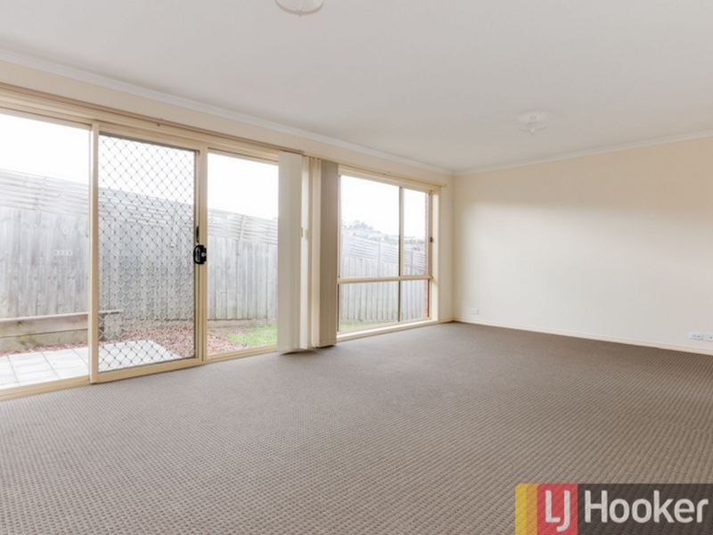 3/5 Glenda Court, Pakenham VIC 3810