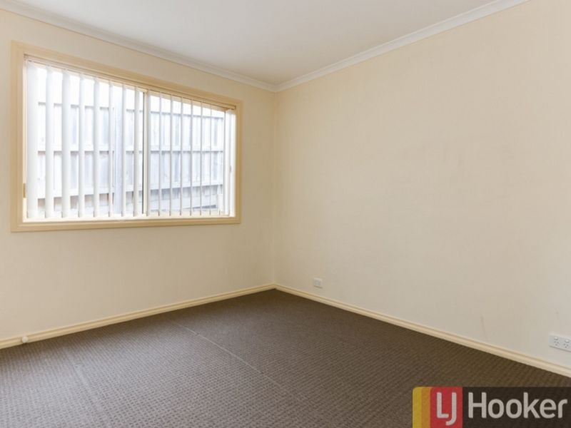 3/5 Glenda Court, Pakenham VIC 3810