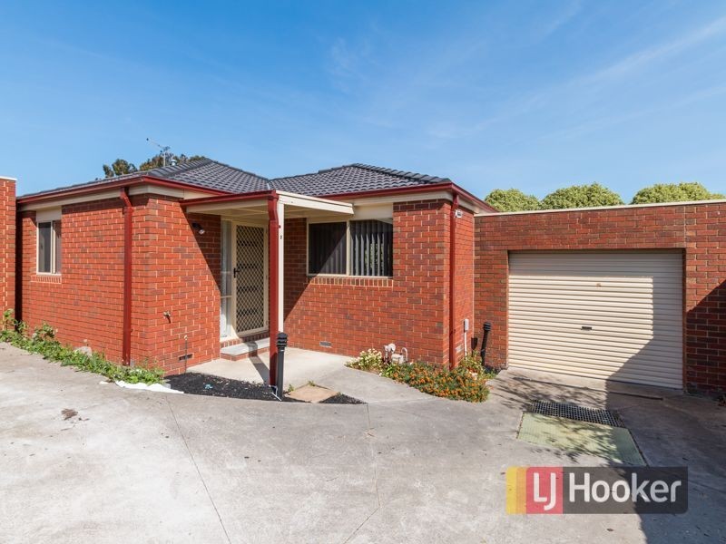 2/5 Balmoral Way, Pakenham VIC 3810