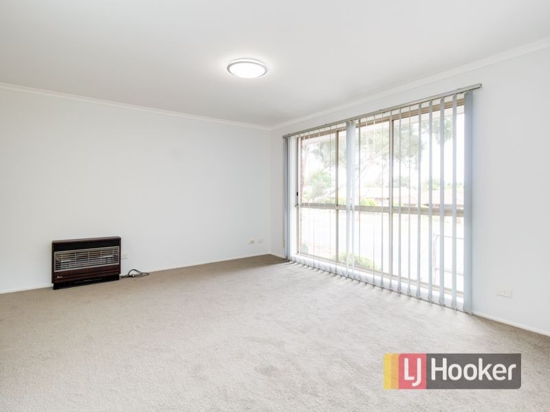 12 Balmoral Way, Pakenham VIC 3810