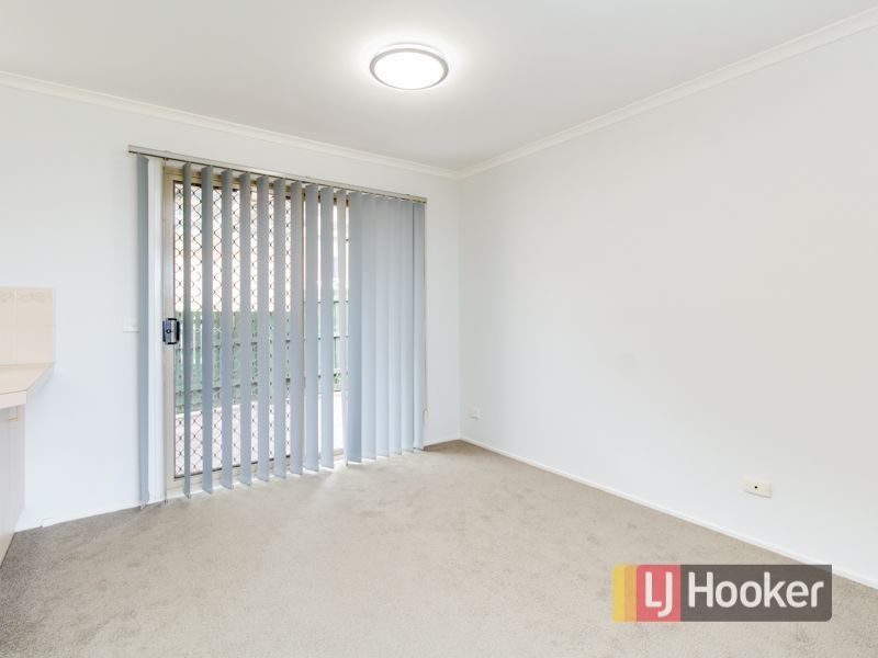 12 Balmoral Way, Pakenham VIC 3810