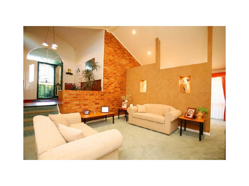 48 Aberdeen Heights, Pakenham VIC 3810