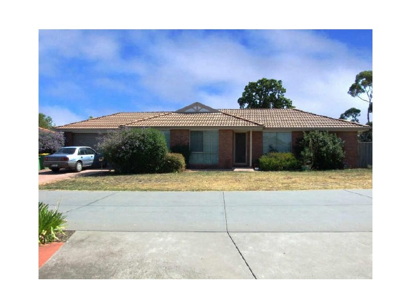 2 Naples Way, Pakenham VIC 3810