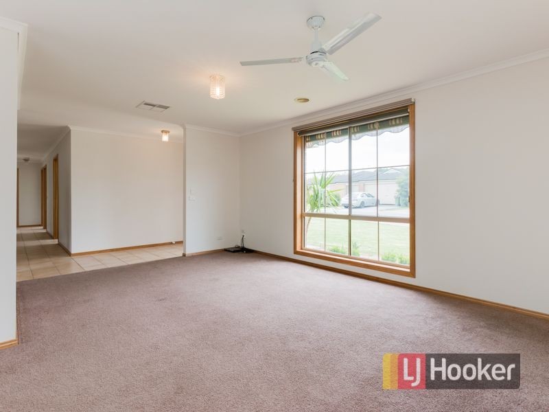 12 Capri Court, Pakenham VIC 3810