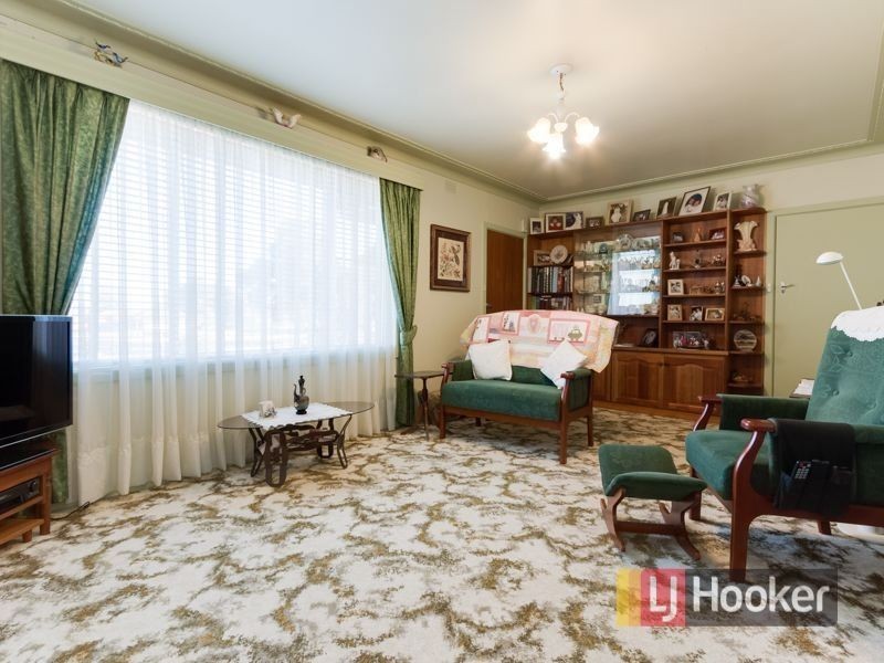 16 Princes Highway, Pakenham VIC 3810