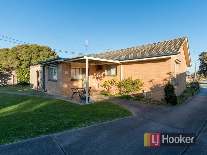 16 Princes Highway, Pakenham VIC 3810