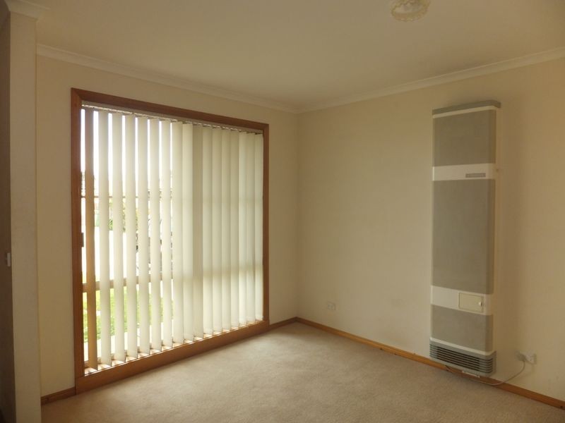 5 Rossi Close, Pakenham VIC 3810