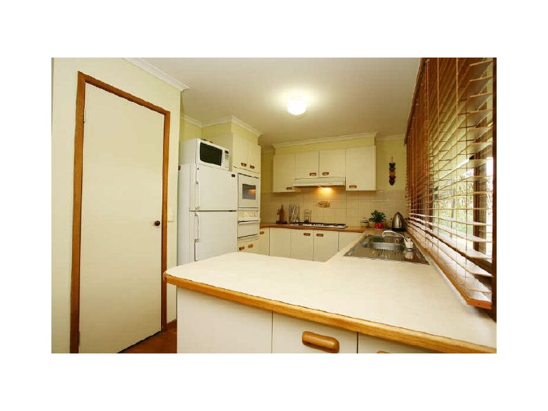 2 Matthews Court, Pakenham VIC 3810