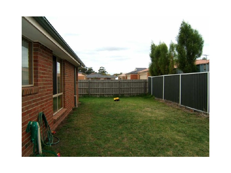 12 Capri Court, Pakenham VIC 3810