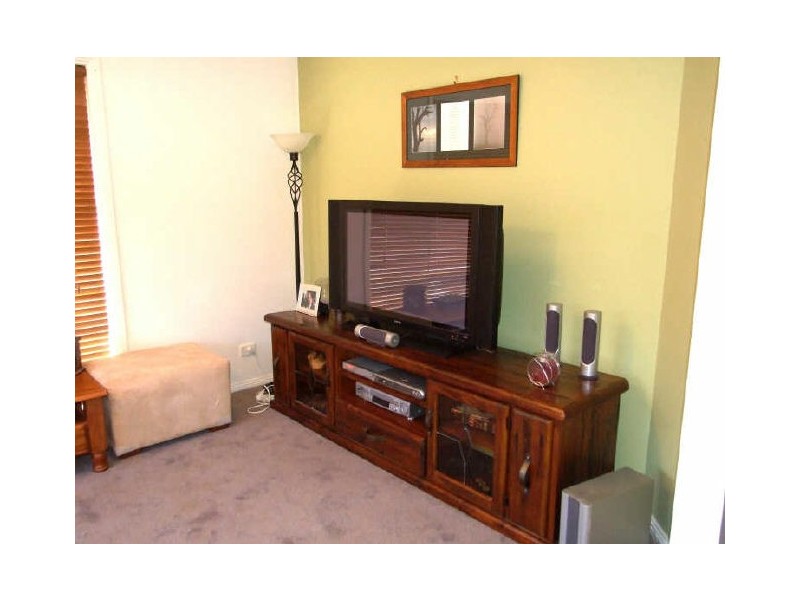 2 Luca Place, Pakenham VIC 3810