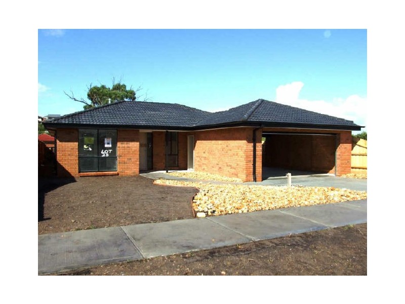 34 Parman Avenue, Pakenham VIC 3810