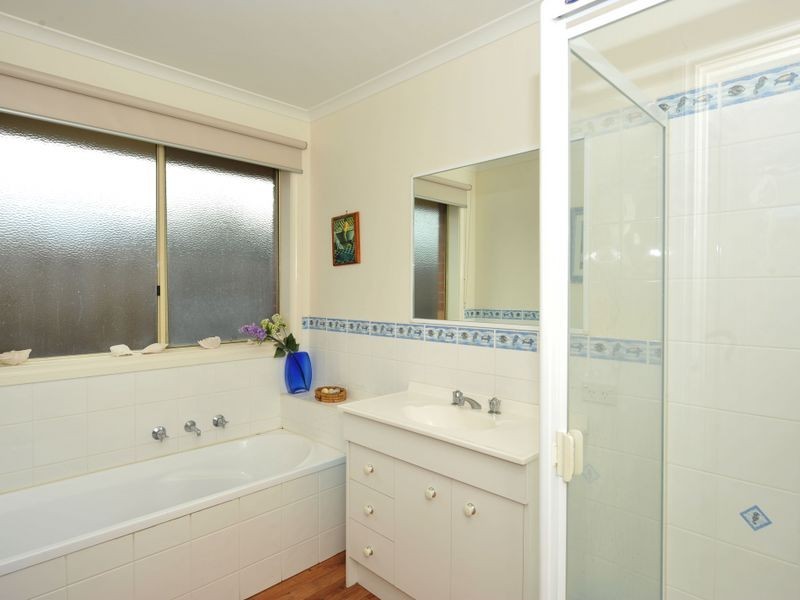 1 Allen Close, Pakenham VIC 3810