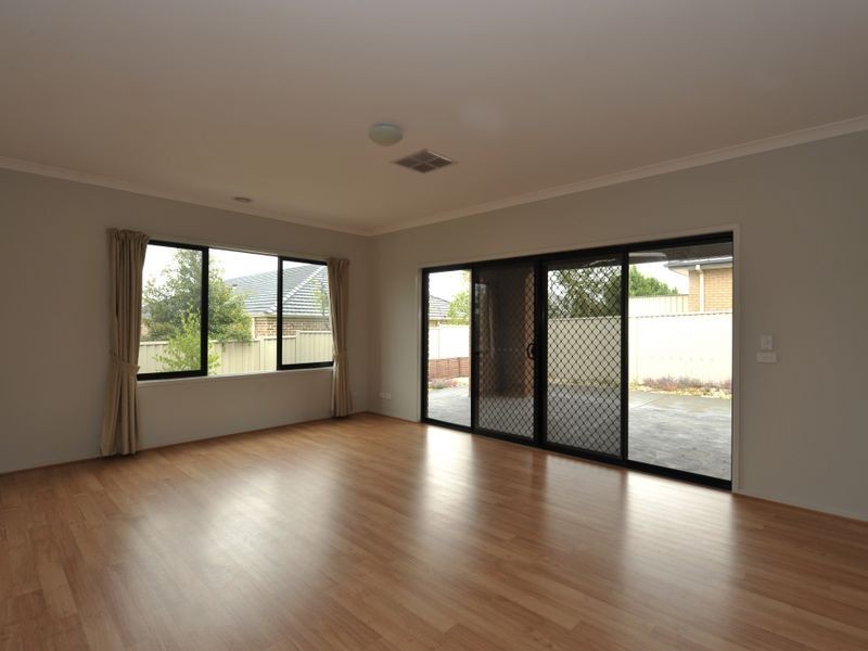 9 Goulburn Place, Pakenham VIC 3810