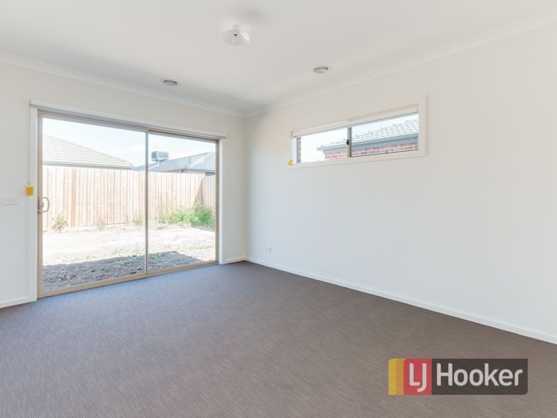 5 Cerise Street, Officer VIC 3809
