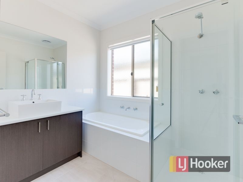 5 Cerise Street, Officer VIC 3809