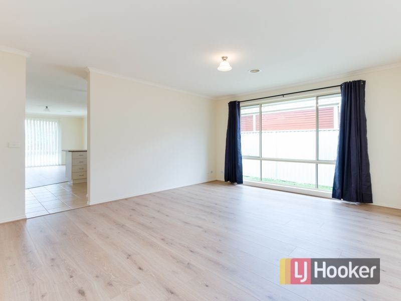 20 Spring Circuit, Pakenham VIC 3810