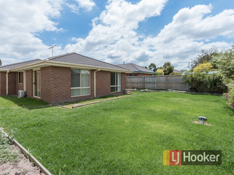 20 Spring Circuit, Pakenham VIC 3810