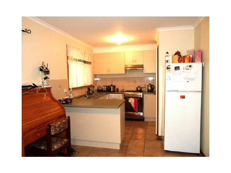 19 Dunbarton Drive, Pakenham VIC 3810