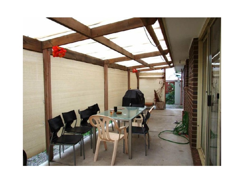 19 Dunbarton Drive, Pakenham VIC 3810