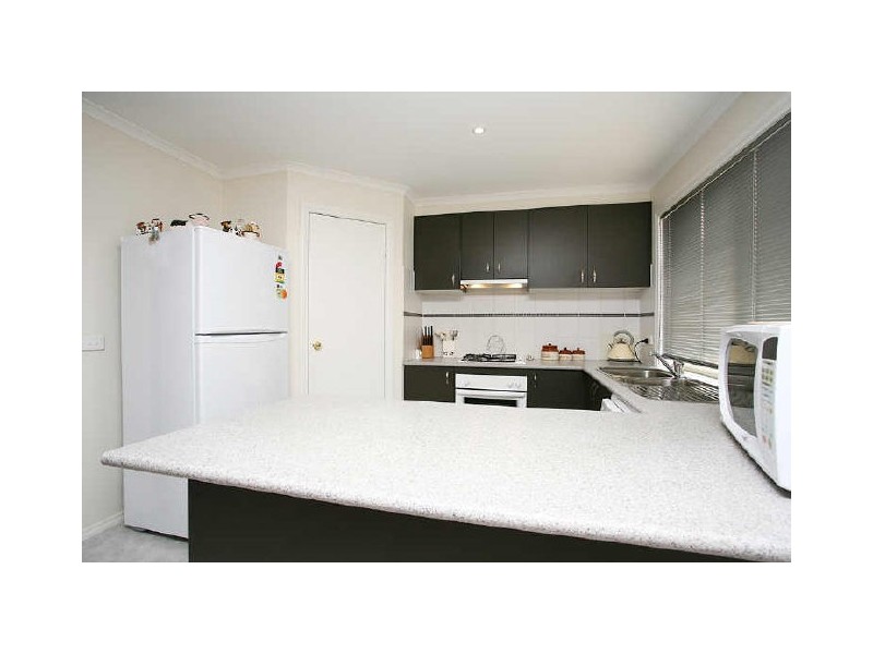 18 Mikasa Place, Pakenham VIC 3810