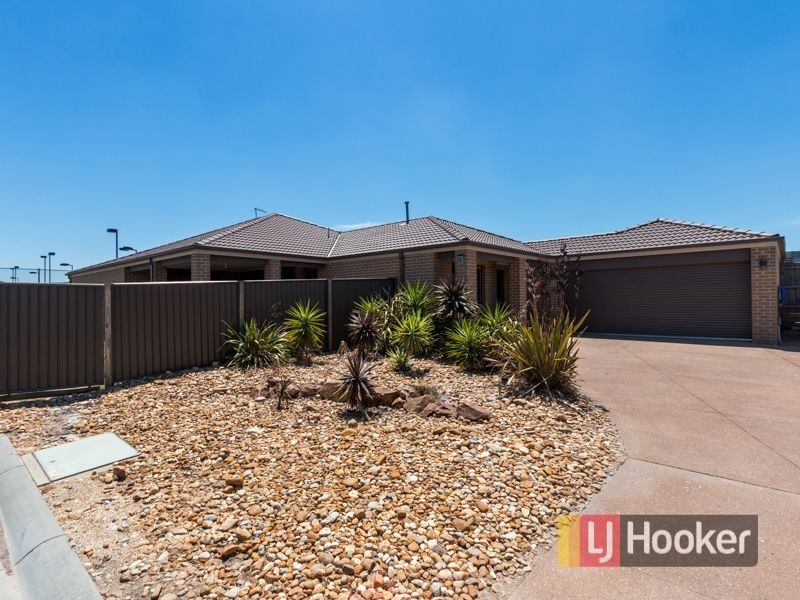 9 Scordia Place, Pakenham VIC 3810
