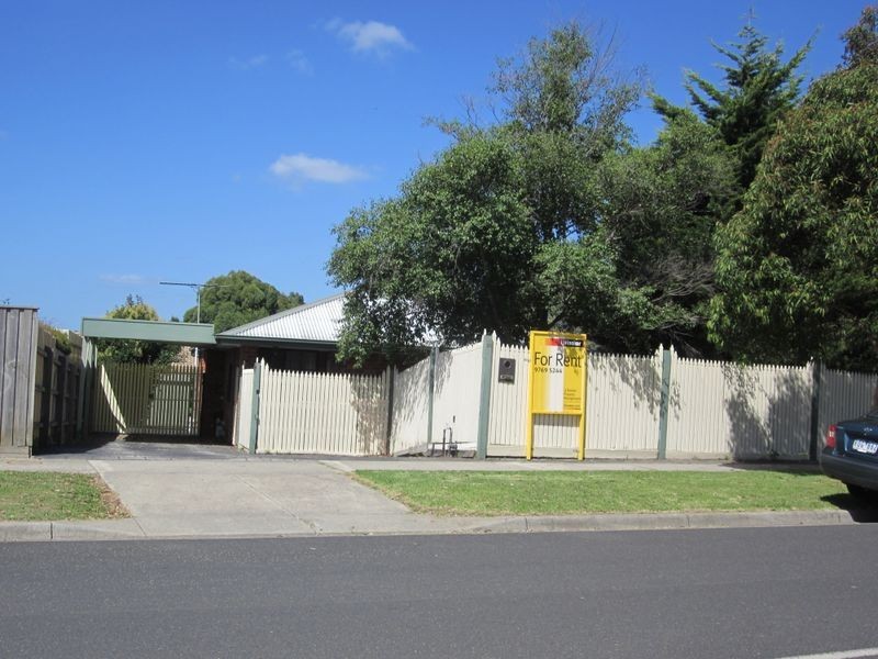 31 Duncan Drive, Pakenham VIC 3810