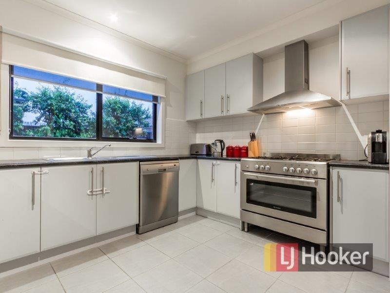 3 Cider Link, Pakenham VIC 3810