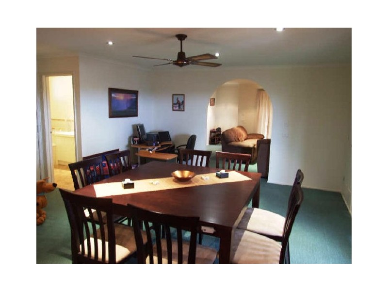 5 Breyleigh Drive, Pakenham VIC 3810