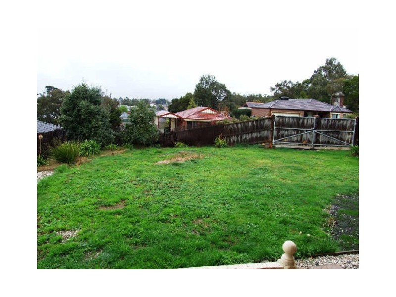 5 Breyleigh Drive, Pakenham VIC 3810