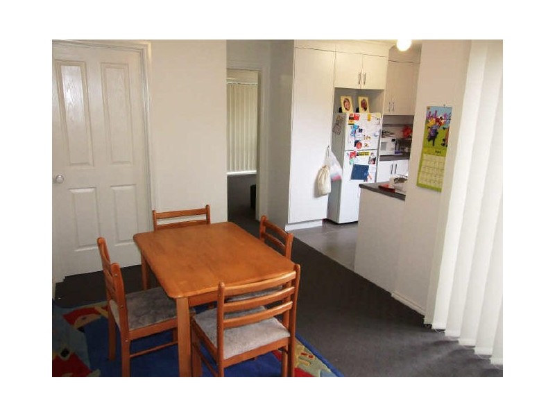 4/22 Parman Avenue, Pakenham VIC 3810